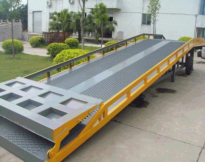 移動登車橋廠家 移動登車橋廠家